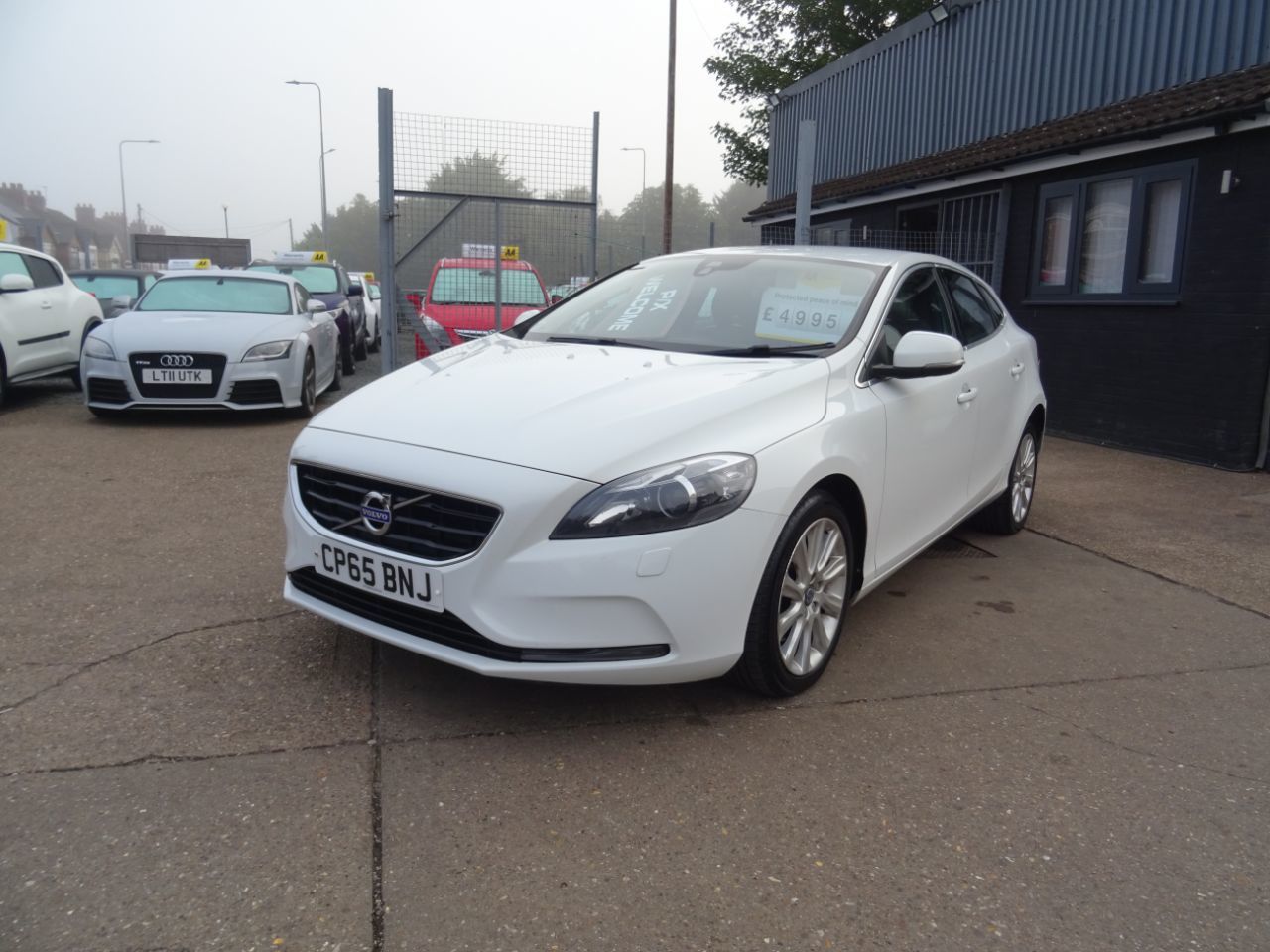 2016 Volvo V40